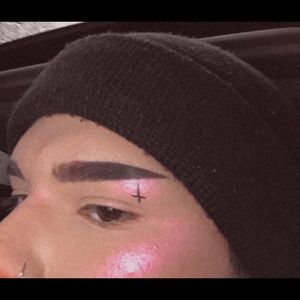 Meet your Posher, Manuel